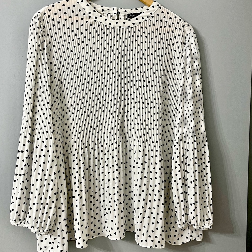 Black and White Hearted Blouse